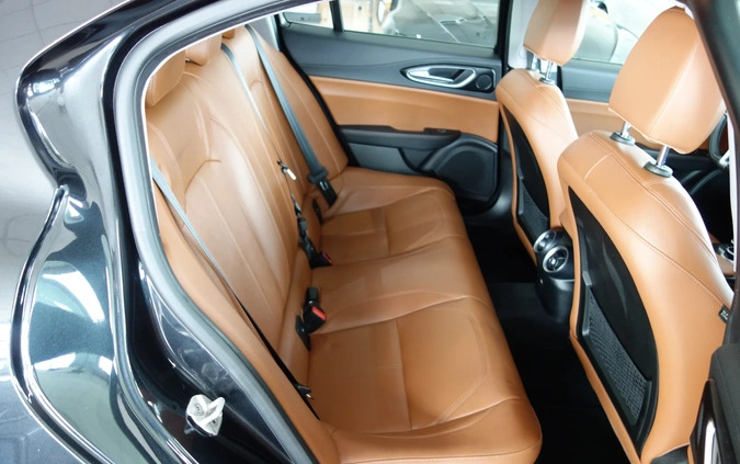 Alfa Romeo Giulia cena 78900 przebieg: 90190, rok produkcji 2016 z Włodawa małe 254